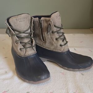Sperry Saltwater Duck Boots Sz 8